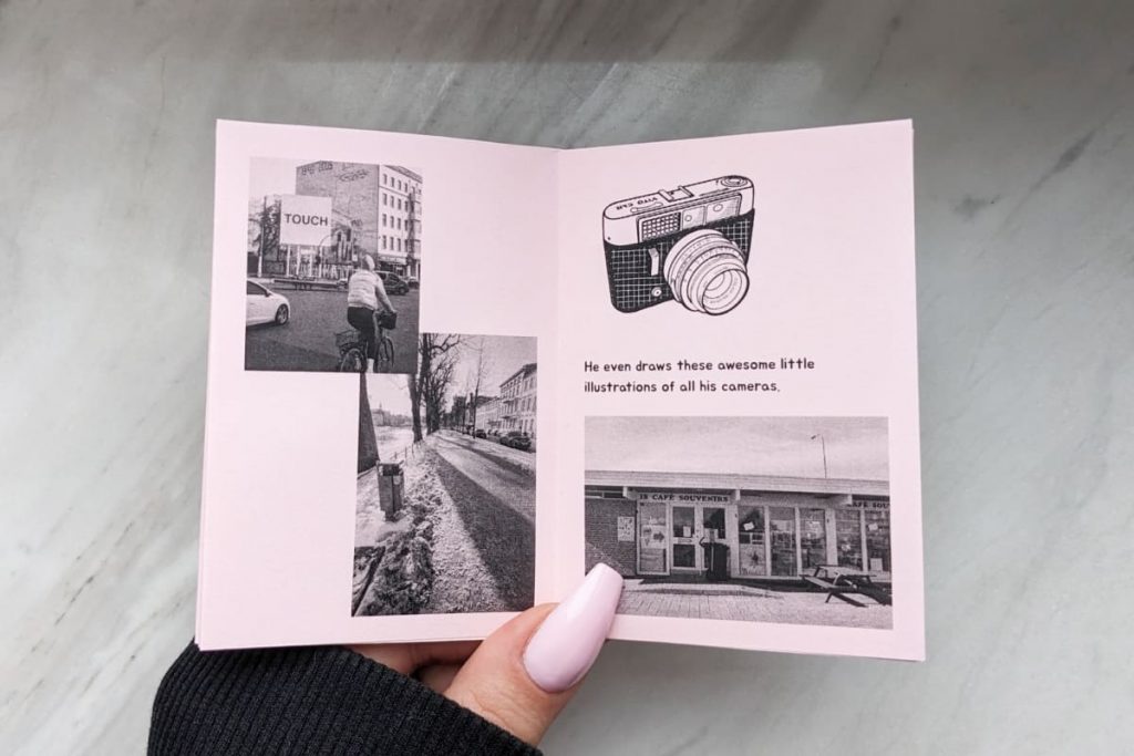 Innenseite mit drei Schwarz-Weiß-Fotos (Stadtmotive) und einer handgemalten Kamera-Illustration oben rechts.