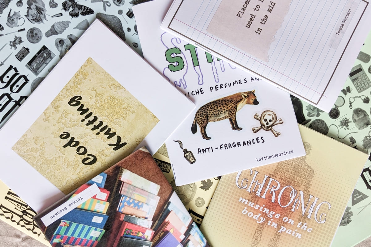 Wilder Haufen mit handgemachten Zines